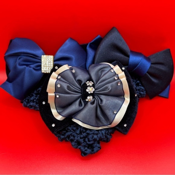 3 piece Satin Hair Bow with Crystal Embellishment & Hair Snood - Picture 1 of 8